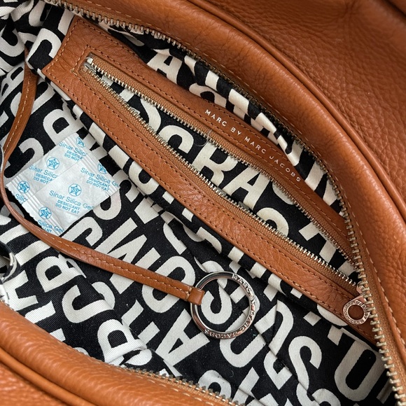 Marc Jacobs Tan Leather Bag - Picture 4 of 15